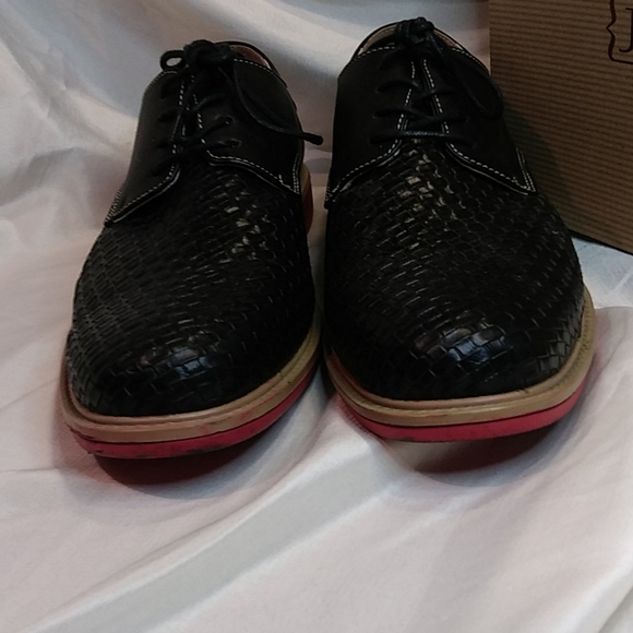 J's Awake Men's Shoes - Picture 2 of 11